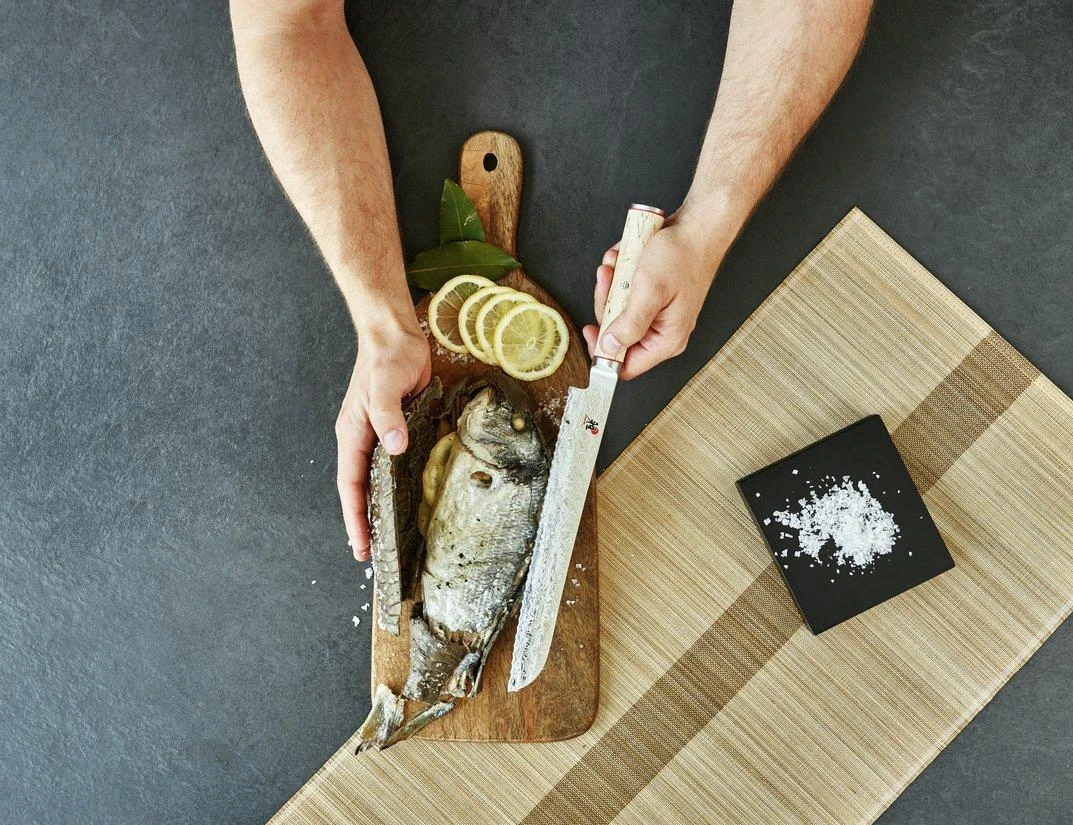 Miyabi By Zwilling 5000MCD Couteau à Pain, 34376-231 6 Miyabi By Zwilling 5000MCD Couteau à Pain, 34376-231 – Image 6