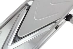 De Buyer Vantage Mandoline, 2017.00 14 De Buyer Vantage Mandoline, 2017.00 -Victokai Boutique DEB2017 00 04 debuyer vantage mandoline deb2017 04