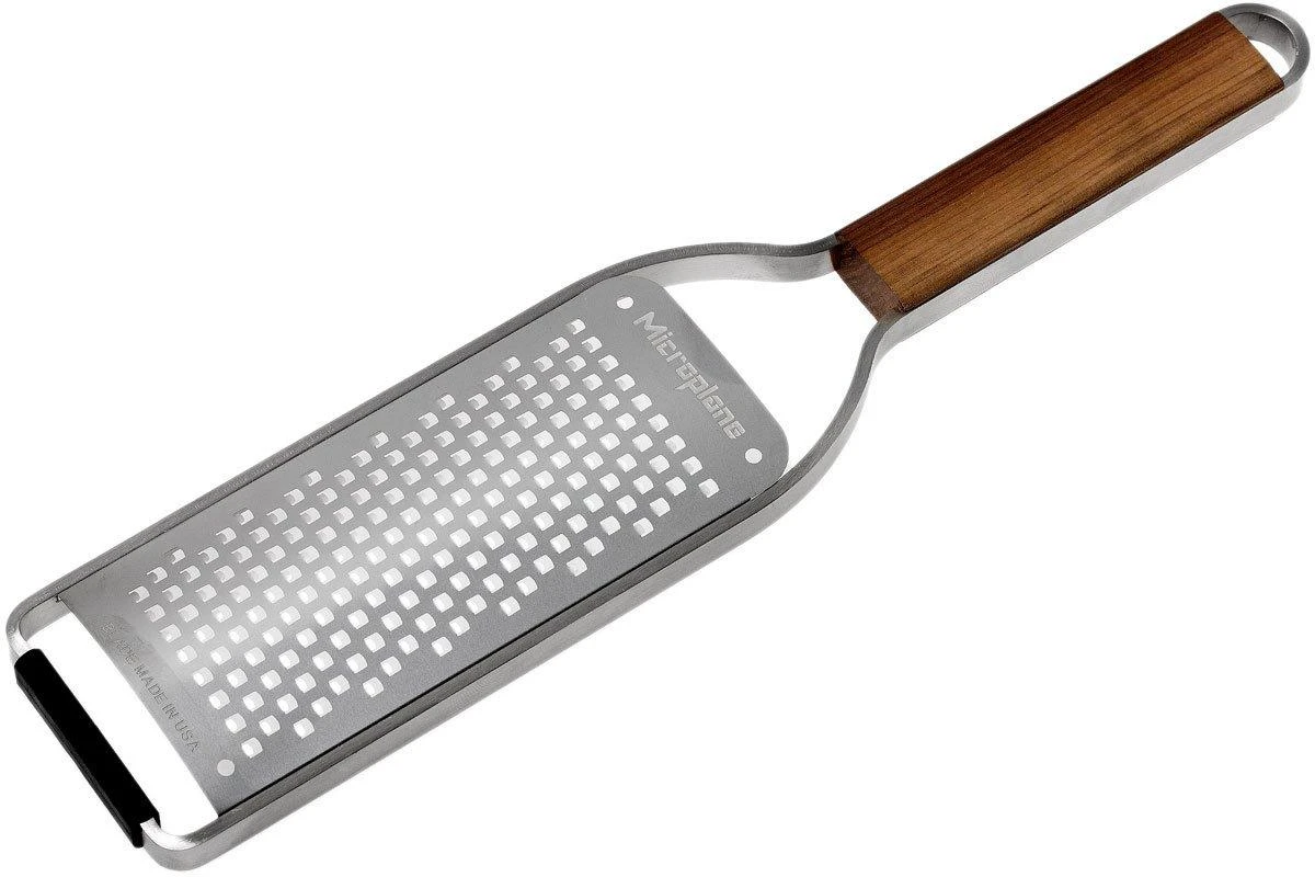 Microplane Master Grater Rasp Coarse #3, Grossière 43300 1 Microplane Master Grater Rasp Coarse #3, Grossière 43300