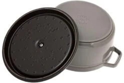 Cocotte Staub 24 Cm, 3,8 L Gris 5 Cocotte Staub 24 Cm, 3,8 L Gris -Victokai Boutique SB1102418 03 staub sb1102418 03