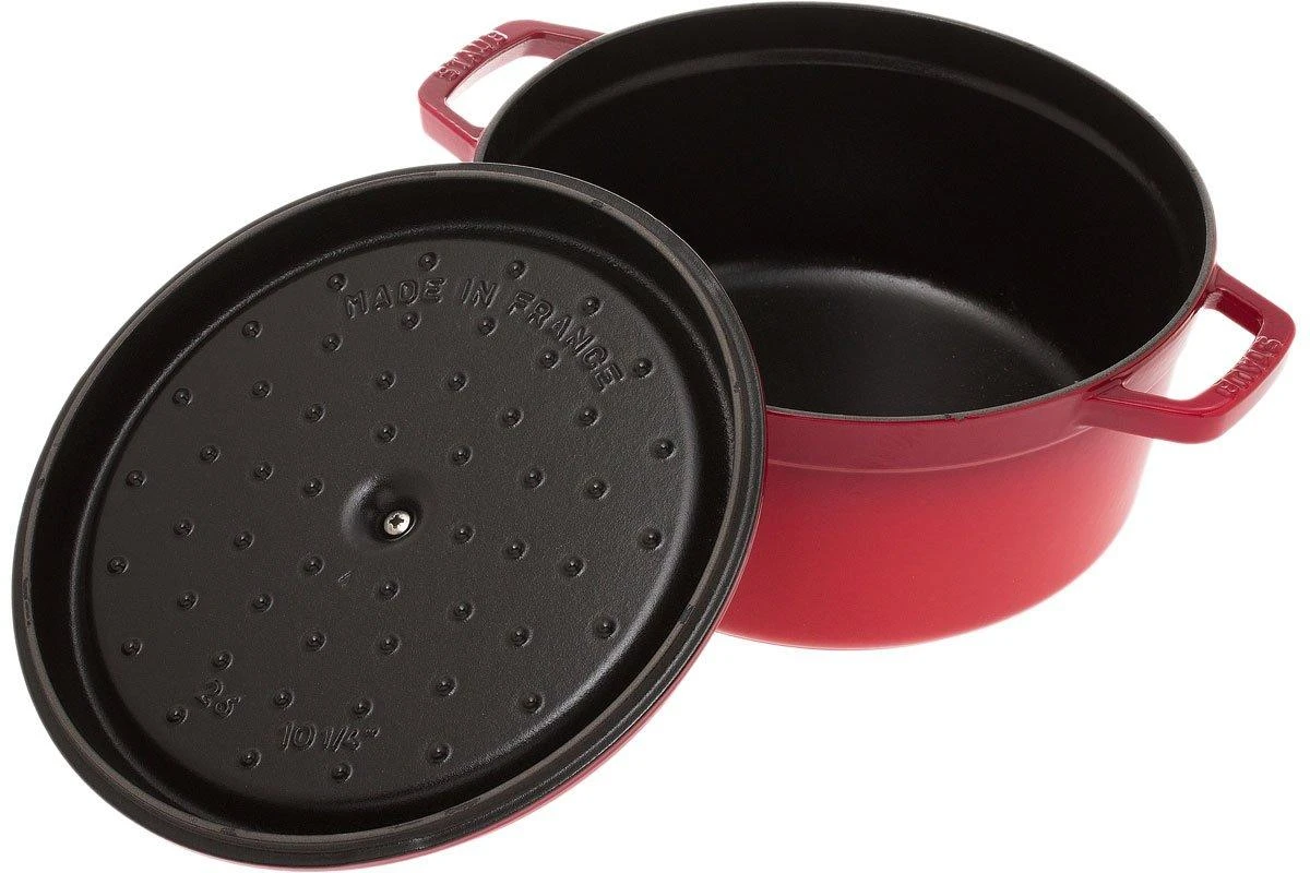 Staub Cocotte 26cm, 5,2L, Rouge Avec Panier Vapeur 3 Staub Cocotte 26cm, 5,2L, Rouge Avec Panier Vapeur – Image 3