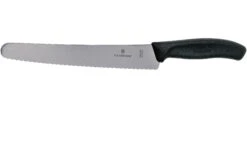 Victorinox SwissClassic 6.8633.22G Couteau à Pain Et Pâtisserie 22 Cm