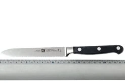 Zwilling - Professional « S » Couteau Universel 13 Cm -Victokai Boutique ZW31025 130 04 zwilling professionals 31025 130 worstmes d4